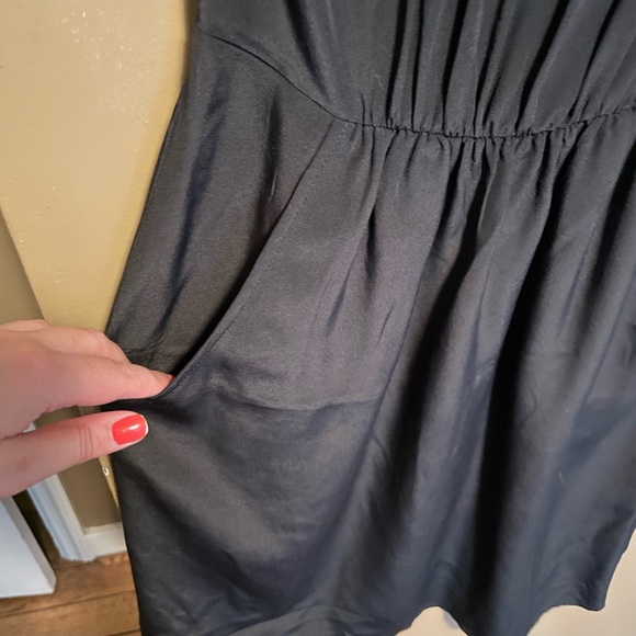 Cynthia Vincent 100% Silk LBD! MAKE AN OFFER! - Picture 2 of 4